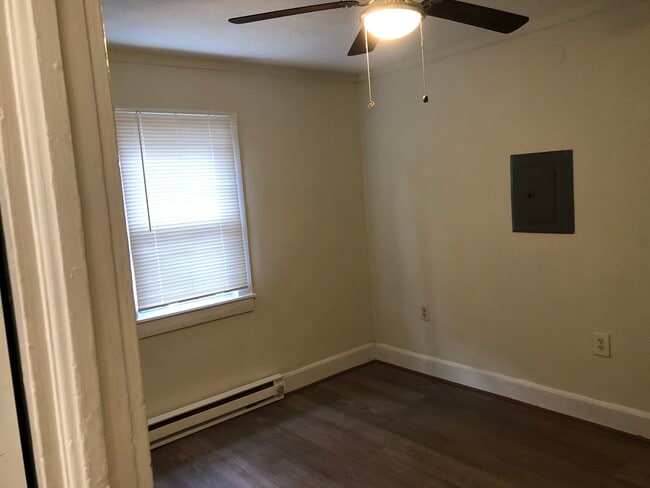 Dormitorio - 18432 Woodland Dr