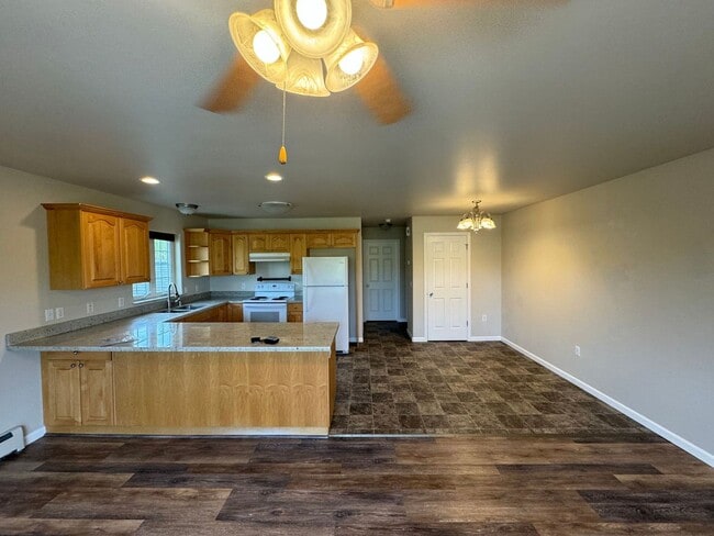 Photo - 8064 W Donna Marie Ln Unidad 3