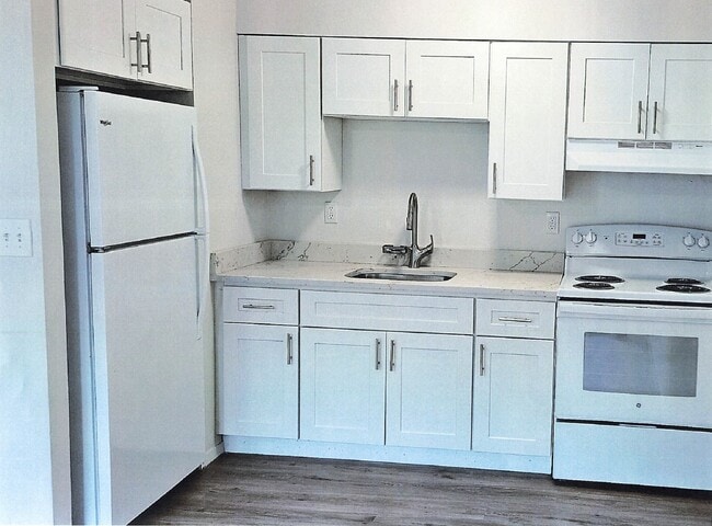 Photo - Fairway Manor Senior Rental Apartments 55+