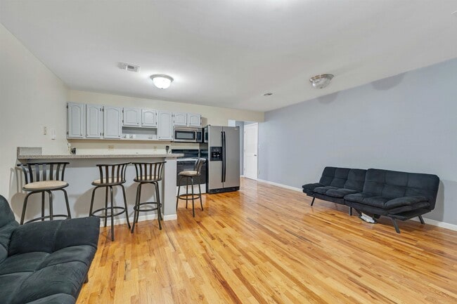 Photo - 4413 Park Ave Unit 2L