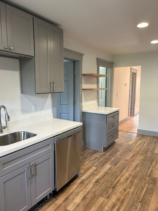 Photo - 1041-1045 W Galena Unit 1041