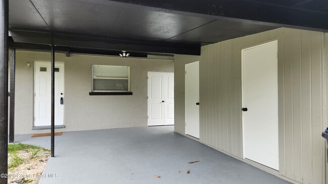 Photo - 102 S Christmas Hill Rd