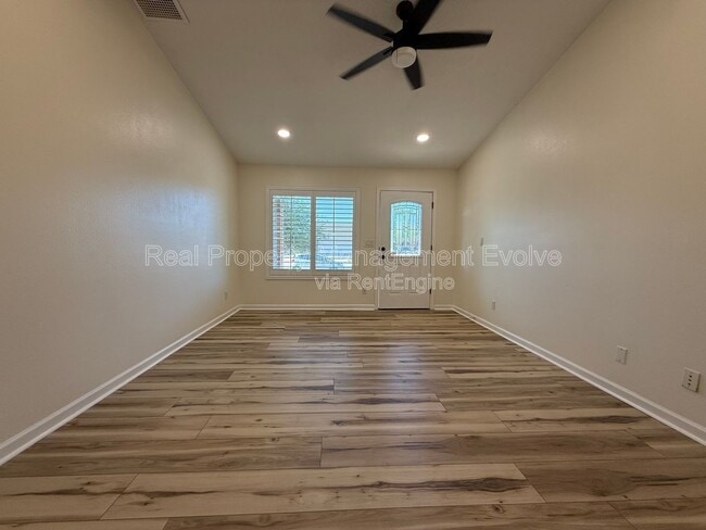 Photo - 6502 E Grandview Dr
