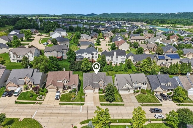 Photo - Executive Lease Opportunity - 4 Bed 3 Bath