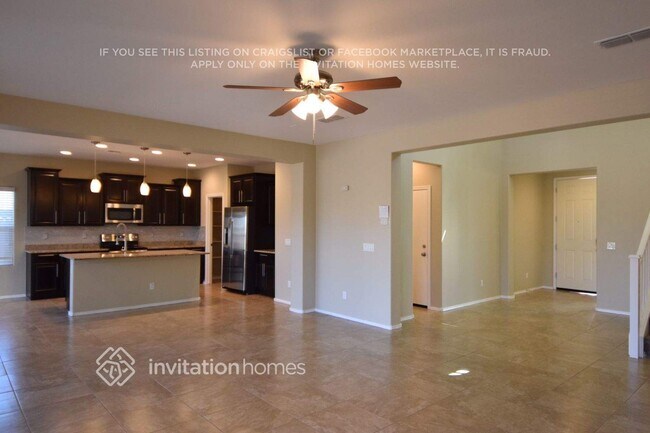 Photo - 17512 W Buchanan St