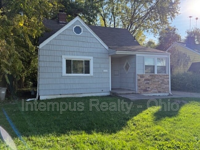 Photo - 692 S Wheatland Ave