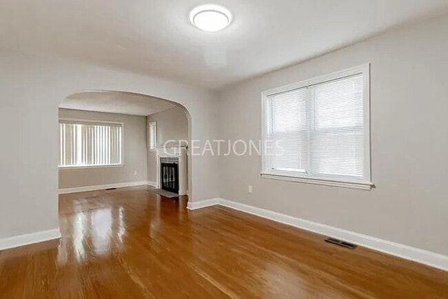 316 Louisa Ave
