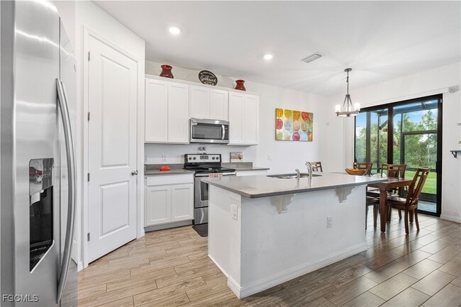 Photo - 16360 Palmetto St Casa