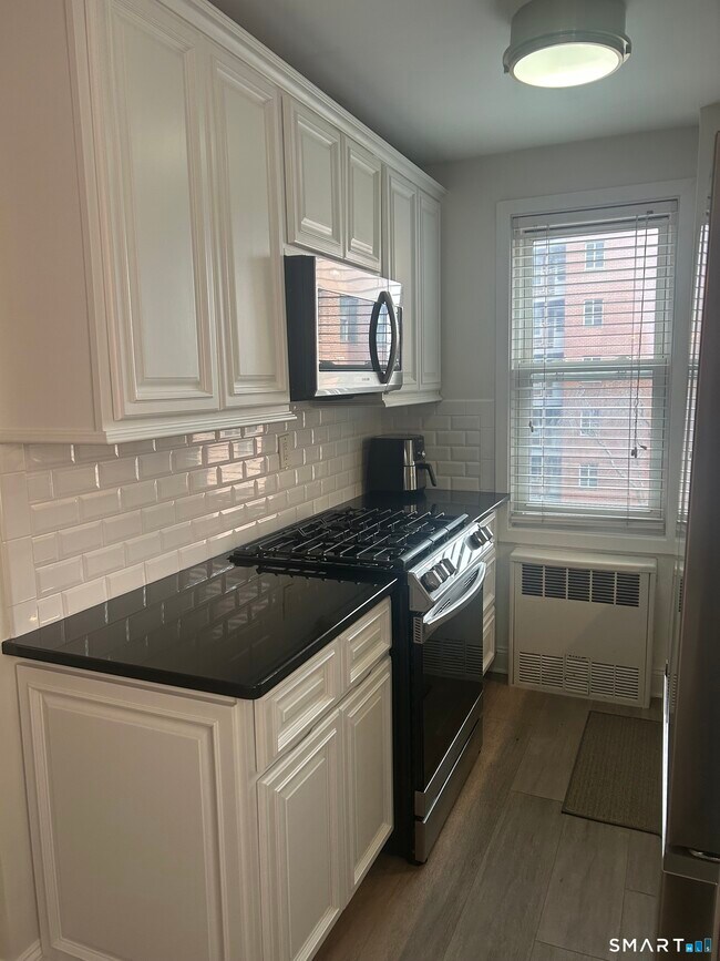 Photo - 700 Summer St Unit APT 4A