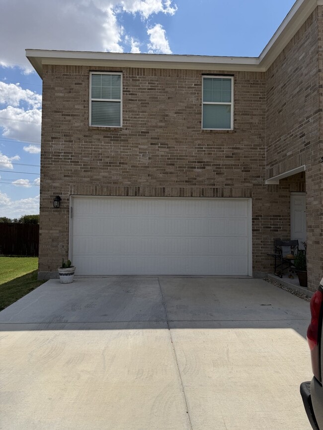 5677 Ladytown Ln
