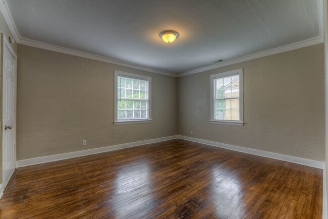 Photo - 1202/1204 Tutwiler Unidad 1204 Tutwiler