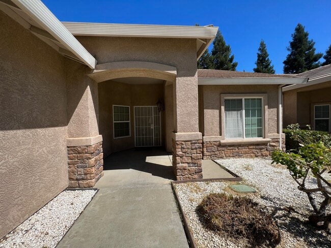 Photo - 1871 Turin Dr