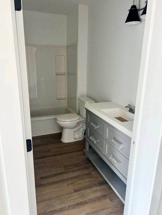 Photo - 203 Wentworth St Unit 2