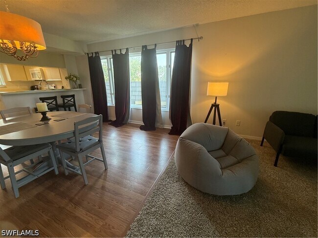 1645 Spoonbill Ln Unit C