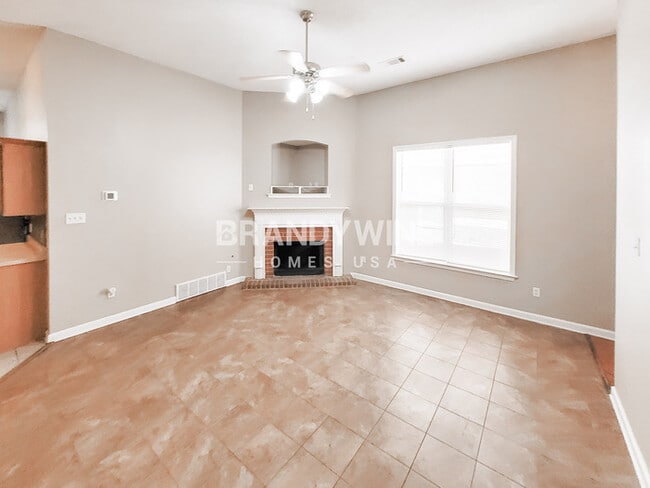 Photo - 1343 Appling Rd