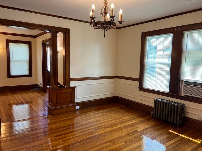 277 Lexington St Unit 1/F