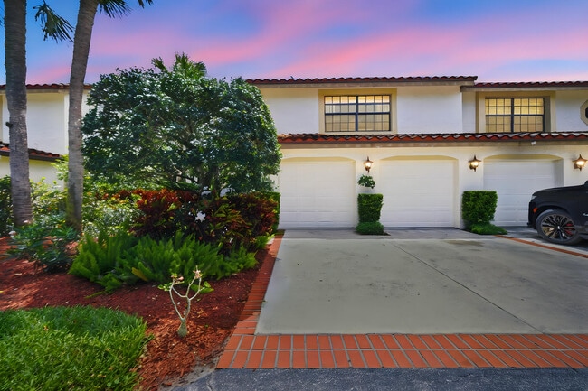 Photo - 7798 La Mirada Dr