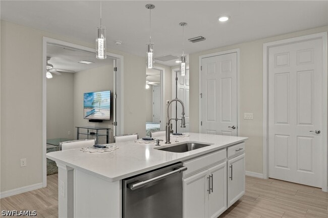 Photo - 14680 Edgewater Cir