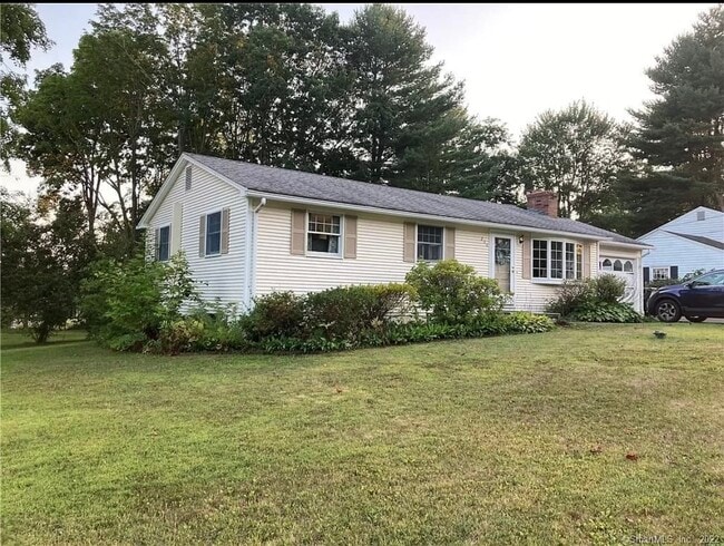 Building Photo - 208 Lyman Dr Rental