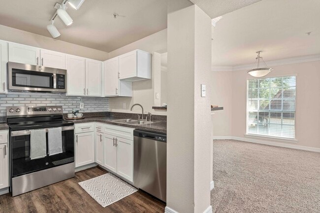 Building Photo - MAA Ranchstone Rental