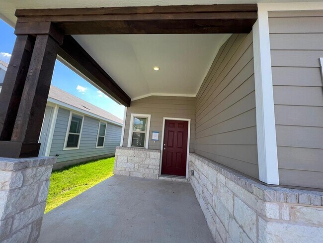 40 Pacific Loon St