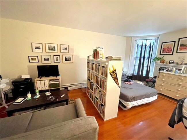 1067 Beacon St Unidad 3