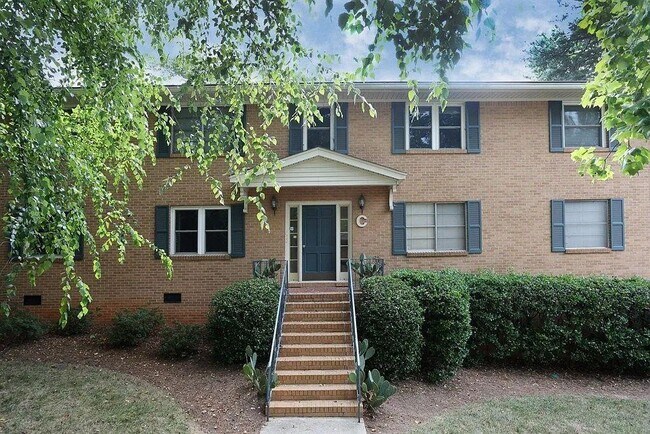 Photo - 3510 Roswell Rd NW Unidad C3