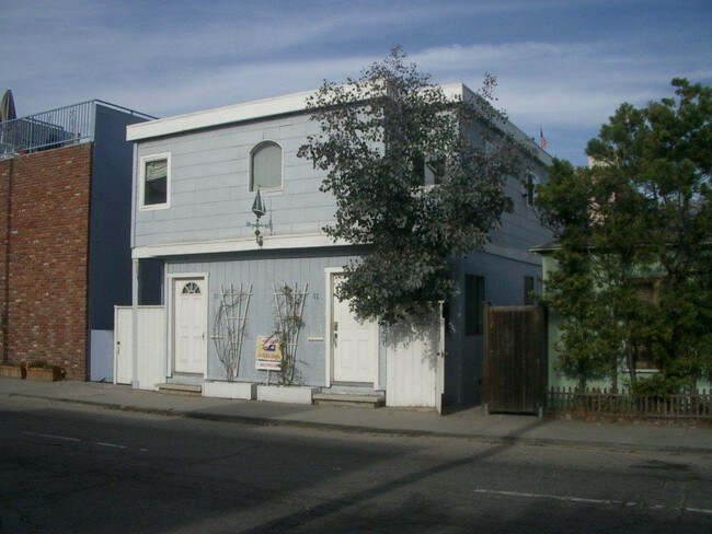 Triplex West of Pacific Ave - Feet to the Sand - 33 S Venice Blvd Apartments Unit 31