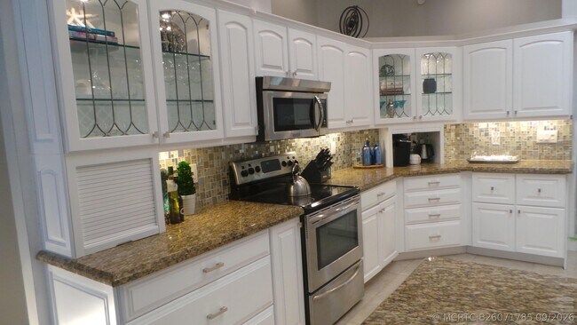 Photo - 156 Thornton Dr