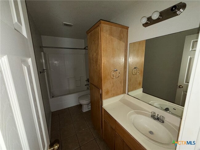 Photo - 220 Dale Earnhardt Dr