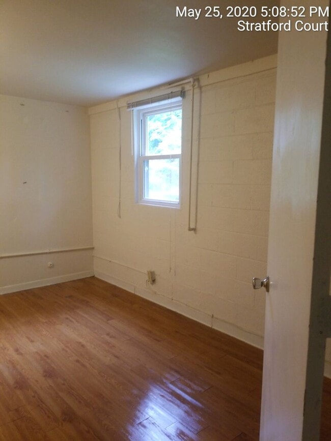 Photo - 108 Stratford Ct