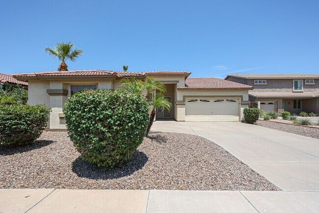 Photo - Lovely 4Bedroom/2Bath in the Heart of Chandler