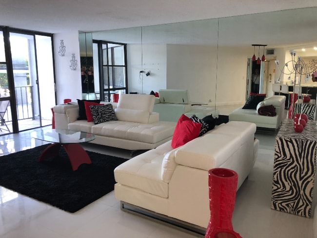 Photo - 800 Parkview Dr Unit 211