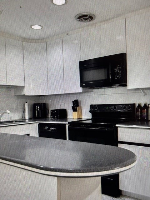 Building Photo - 50 Green St Unit 206