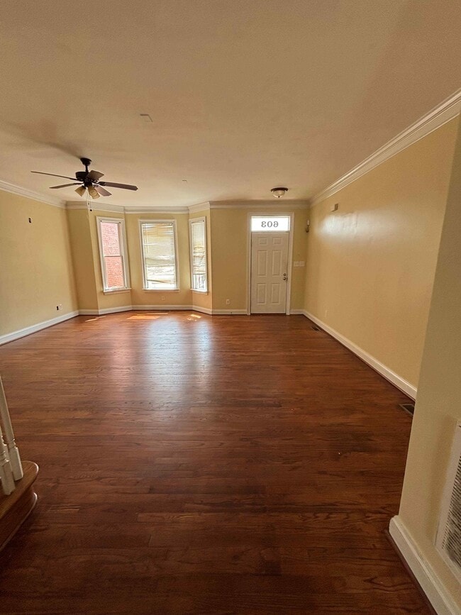 Photo - 603 Chamberlayne Pky