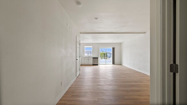 Photo - 2625 W Marina Dr