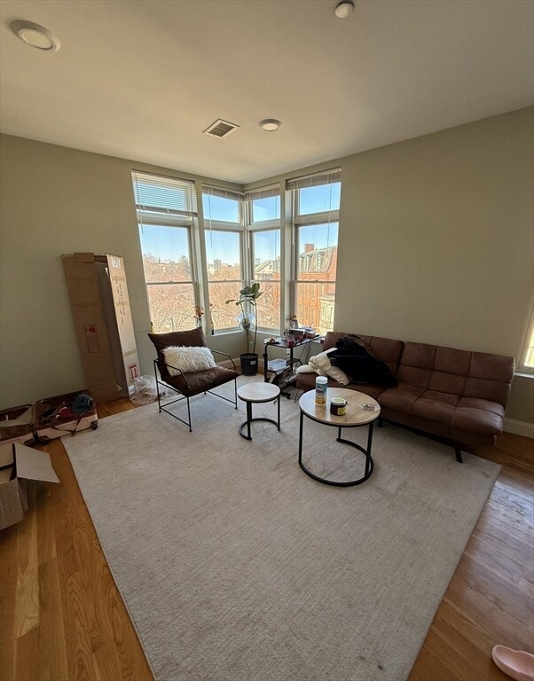 Photo - 10 Roxbury St Unit 7