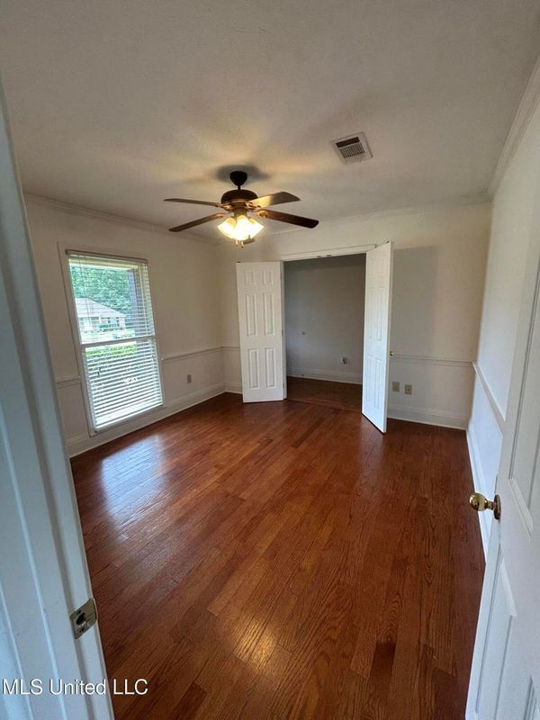 Photo - 204 Foxwood Cove