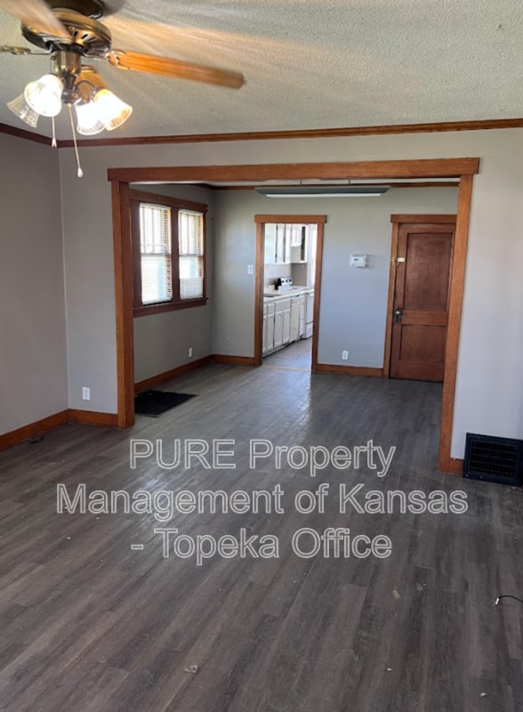 Photo - 1020 SW Woodward Ave