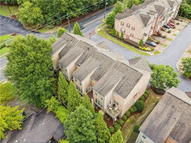 Photo - 1514 Woodbridge Way NE