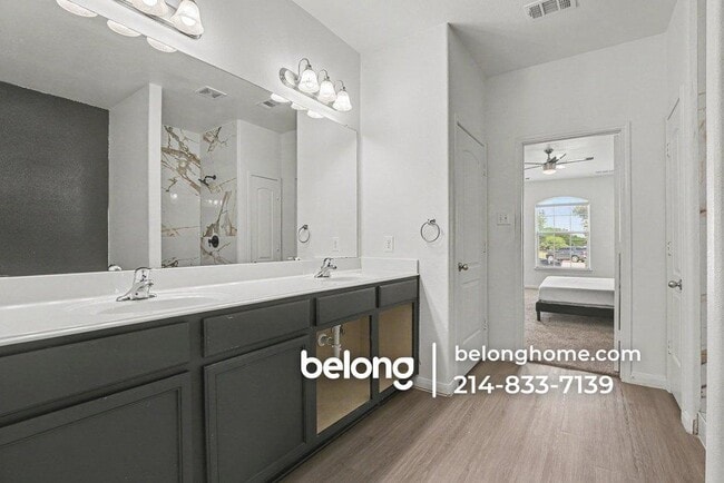 Photo - 1004 Junegrass Ln