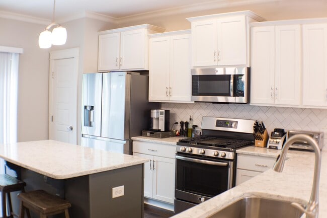 Photo - 6232 Pesta Ct