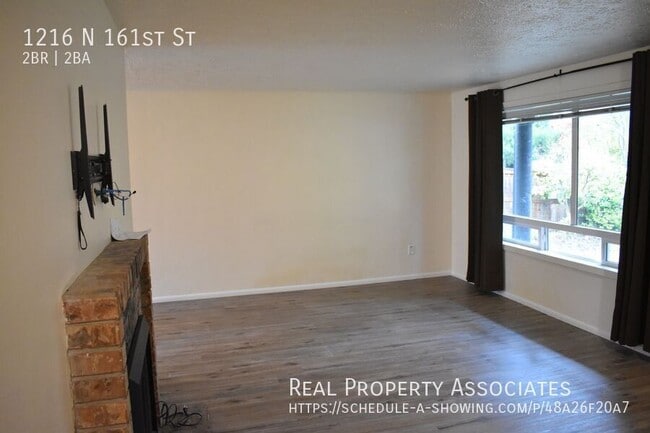 Photo - 1216 N 161st St