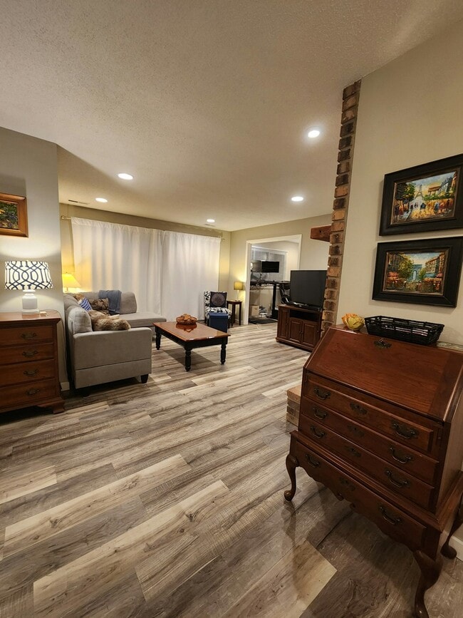 Photo - 14355 Fairway Dr