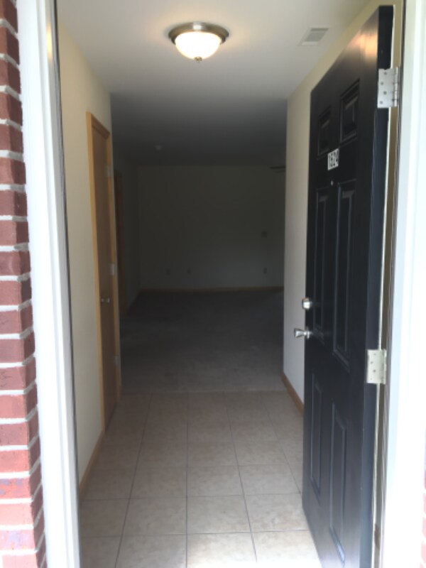 198 Elrod Ridge Ct Condo Condo for Rent in Manchester, TN