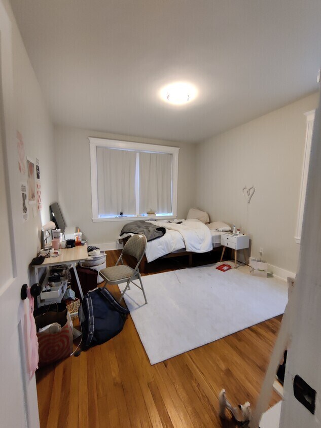 Pictures are representative samples of the advertised unit. In some cases, the actual units you tour - 41 Gardner St