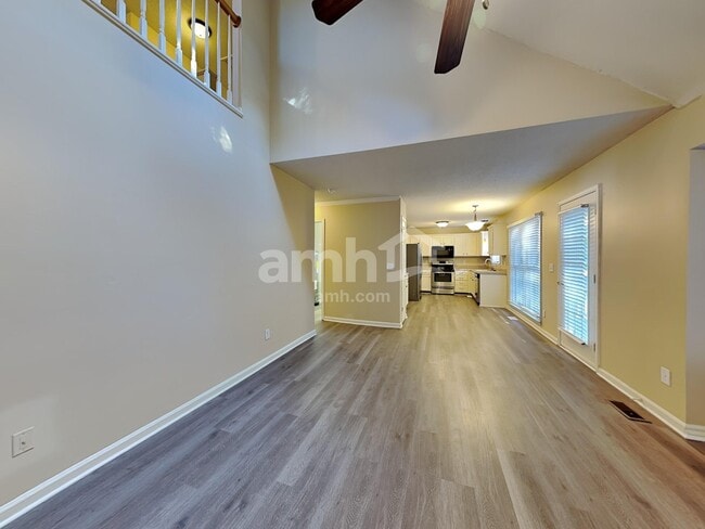 Photo - 6323 Stonewick Dr