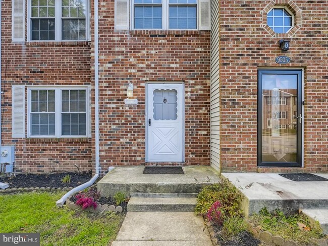 Photo - 9503 Axehead Ct Townhome