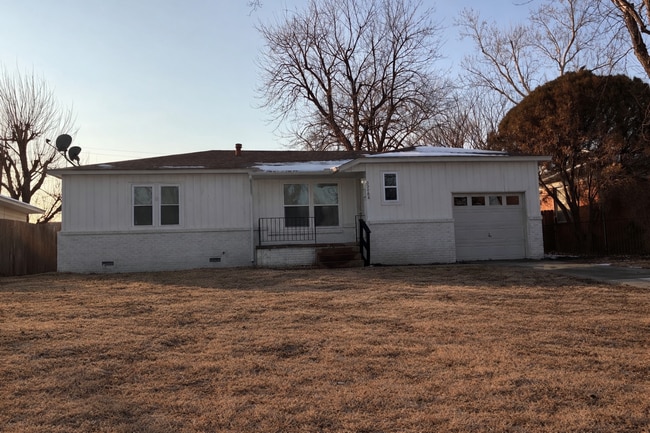 Building Photo - 5308 S Madison Ave