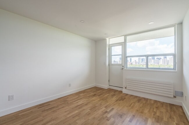 Photo - 230 Oak St Unit 1610